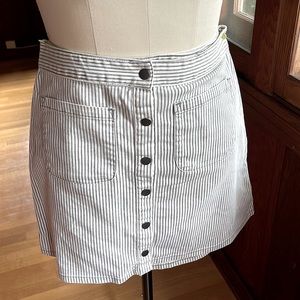 Kimchi Blue size 8 striped denim skirt